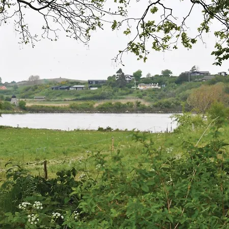 Three-bedroom In בית נופש