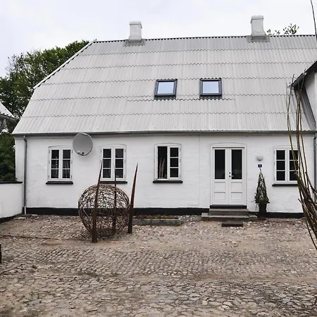 Three-bedroom In * Fåborg