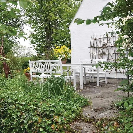 Сasa de vacaciones Three-bedroom In *